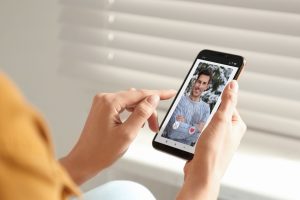 Best Senior Dating Sites for Over 50: Find Genuine Companionship